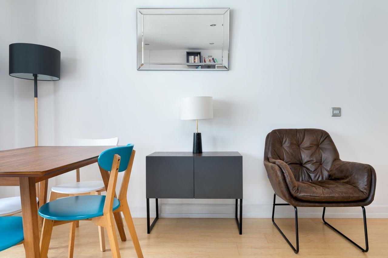 D8 - Canal View Apartment Londra Exterior foto
